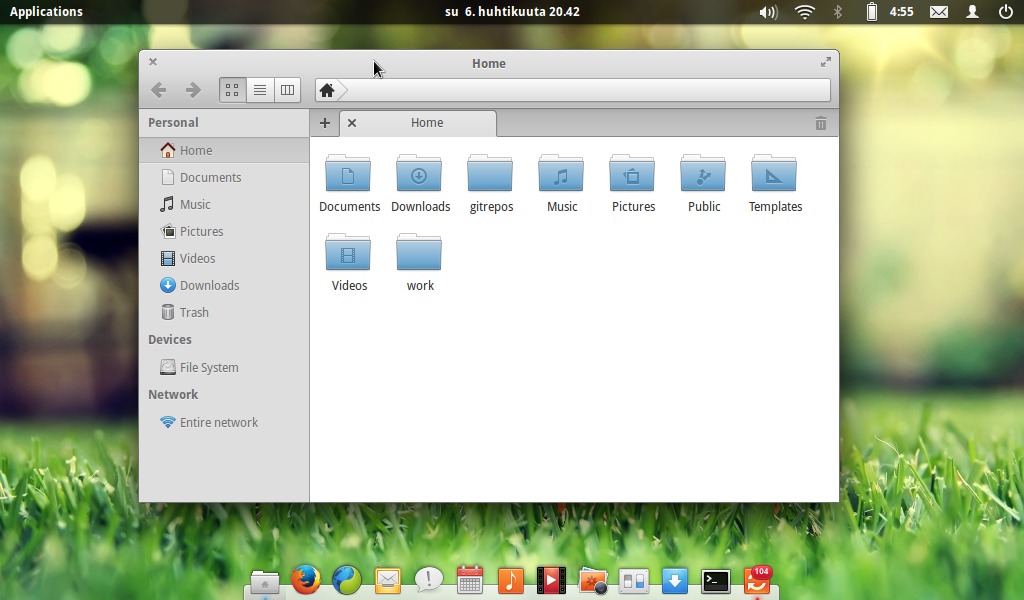 galleryimage:Elementary OS asennettuna vuoden 2008 AsusEeePC-miniläppäriin.