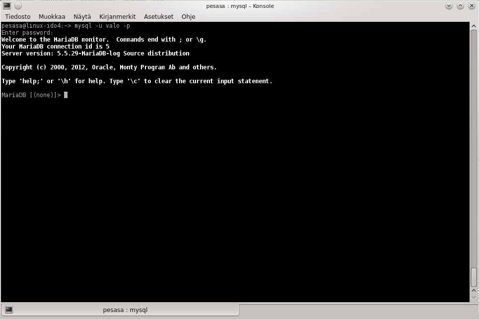 galleryimage:MariaDB:n komentorivikäyttöliittymä on samanlainen jakäynnistyy samalla nimellä kuin MySQL:nvastaava.