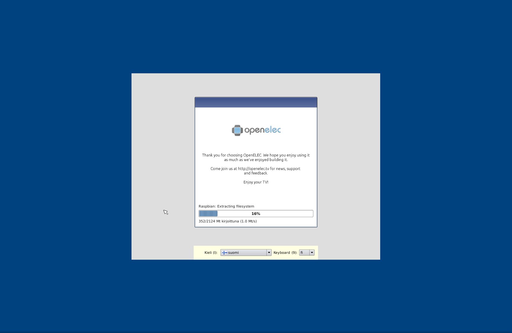 galleryimage:Asennetaan OpenELEC-multimediajärjestelmää, jokapohjautuuXBMC-järjestelmään.