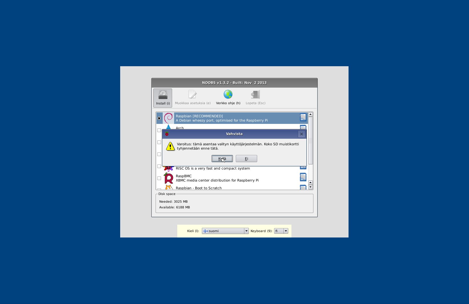 galleryimage:Asennetaan muistikortille Raspbian, eli RaspberryPi:lle optimoitu DebianWheezy.