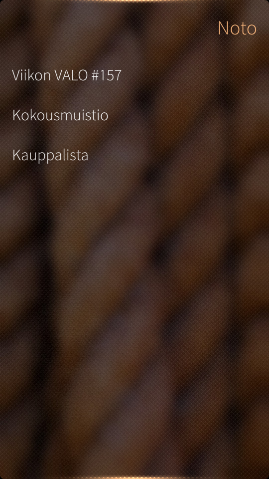 galleryimage:Noton päänäkymässä lista tallennetuistamuistiinpanoista jatehtävälistoista.